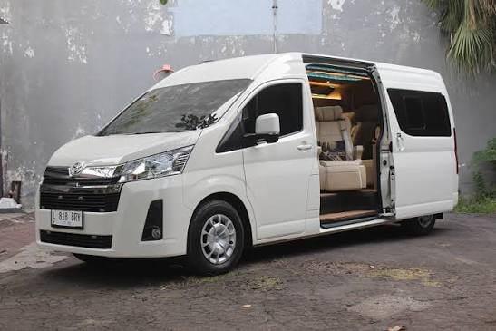 Toyota Hiace President Suite